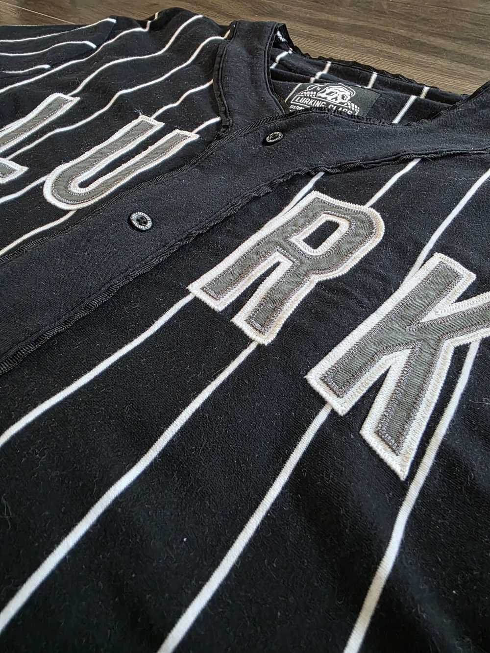 Lurking Class Sketchy Tank LURK Pinstripe Baseball Jersey Skull Black XL - Picture 5 of 15
